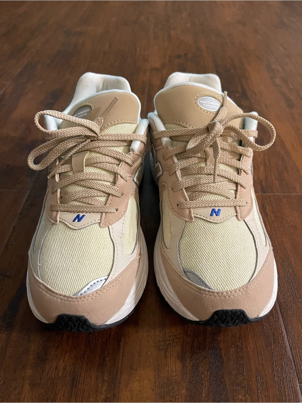 New Balance Men's Beige and Tan Casual Sneakers